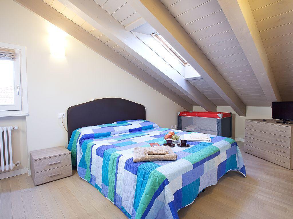 4 Village Centre Lenno Homes With Pool-By Italian Apartments Exteriör bild