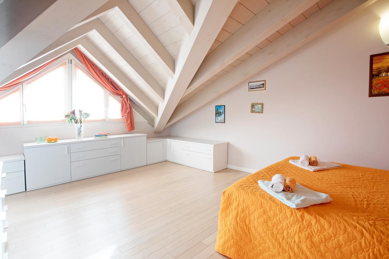 4 Village Centre Lenno Homes With Pool-By Italian Apartments Exteriör bild