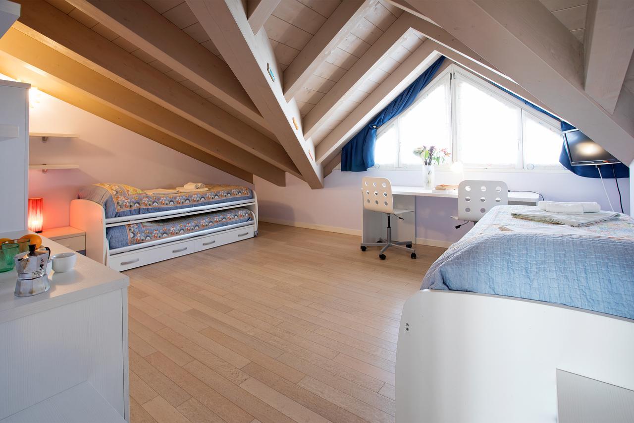 4 Village Centre Lenno Homes With Pool-By Italian Apartments Exteriör bild